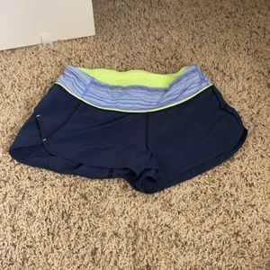 Lululemon fast and free shorts size 4 blue